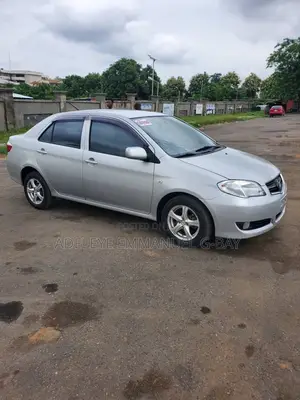 Toyota Vios 2011 Silver