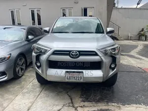 Toyota 4-Runner Limited 2021 Silver