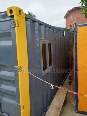 Container in Defrin Type