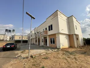 4bdrm Townhouse/Terrace in Galadimawa for sale