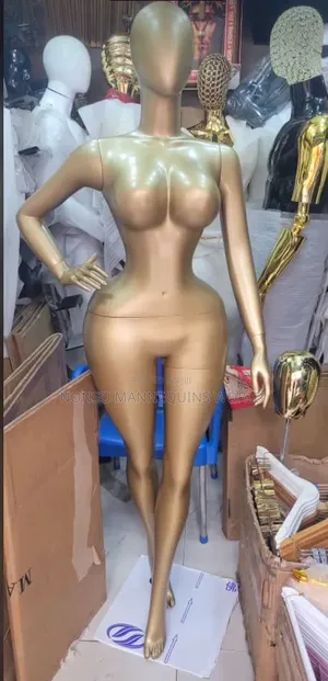 High Quality Chrome Black and Gold Rebecca Trending BBL Mannequin