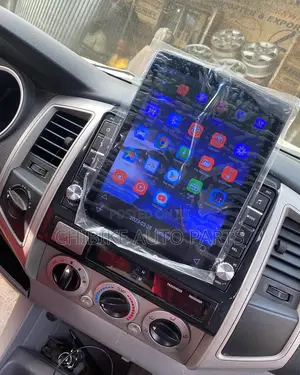 Toyota Tacoma Navigation Tesla Android/Reverse Camera