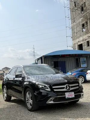 Mercedes-Benz GLA 250 2017 Black