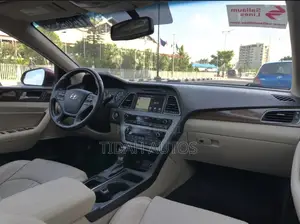 Hyundai Sonata Limited 4dr Sedan (2.4L 4cyl 6A) 2015 Red
