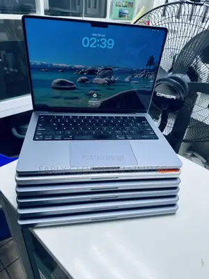 Laptop Apple MacBook Pro 2021 M1 16GB Apple M1 Pro SSD 512GB