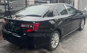 Toyota Camry XLE V6 4dr Sedan (3.5L 6cyl 6A) 2013 Black