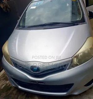 Toyota Yaris 2014 Silver