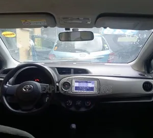 Toyota Yaris 2014 Silver