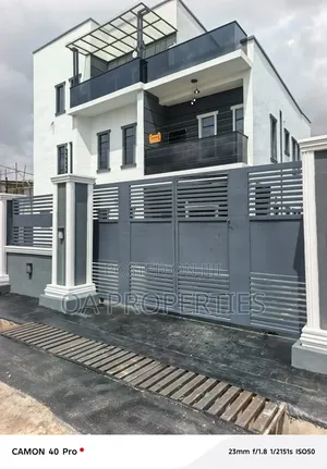 4bdrm Duplex in Old Bodija, Ibadan for sale