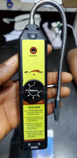 Halogen Leak Detector