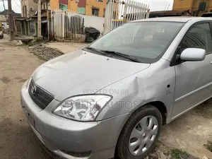 Toyota Corolla Verso 2003 Silver