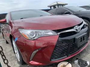 Toyota Camry XSE 4dr Sedan (2.5L 4cyl 6A) 2017 Red
