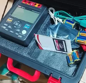 Uni-T Ut513a Digital Insulation Resistance Tester.