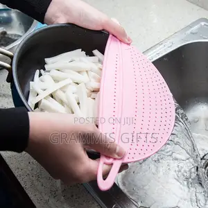 Handheld Plastic Drainer