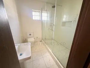 4bdrm Townhouse / Terrace in Galadimawa for rent