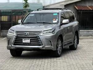 Lexus LX 570 AWD 2018 Maroon
