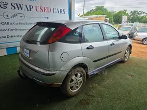 Ford Focus Wagon 2001 Silver