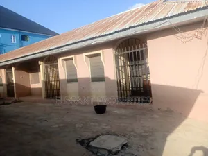Mini Flat in Reality Church for sale