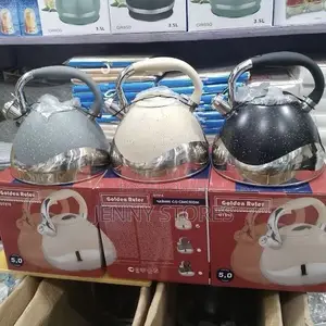 Golden Ruler Whistling Kettle