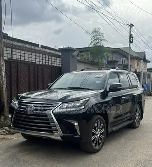 Lexus LX 2018 Black