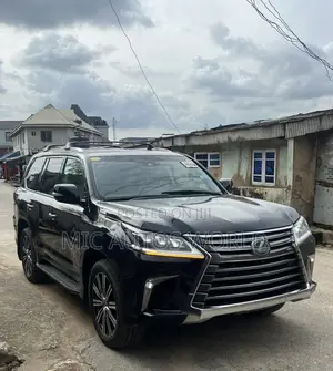 Lexus LX 2018 Black
