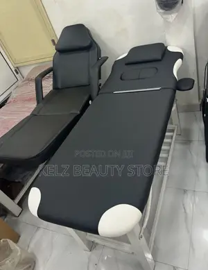 Black And White Spa Bed