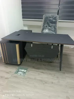 Premium L-Shaped Director’S Desk / Office Table With Storage