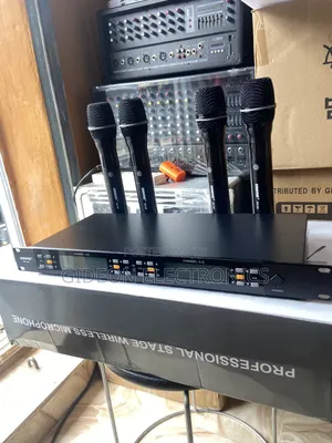 Rechargeable Battery 4 in 1 Wireless Microphone.