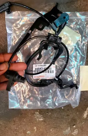 Original Genuine Speed Sensor or Abs Sensor for Toyota and Lexus