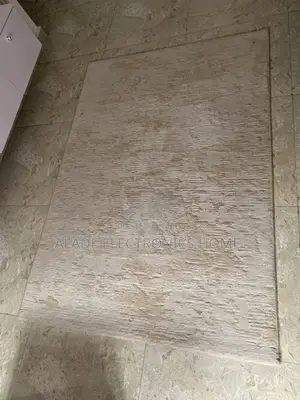 High Quality Turkish Center Rug. 4 By 6