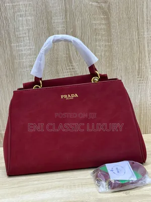 Top Notch Luxury Women's Handbags Prada Well Banded Package