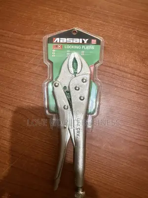 Gripping Pliers