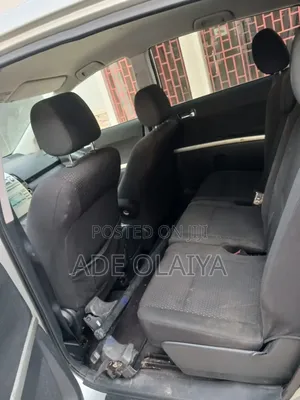 Toyota Verso 1.8 2009 Silver