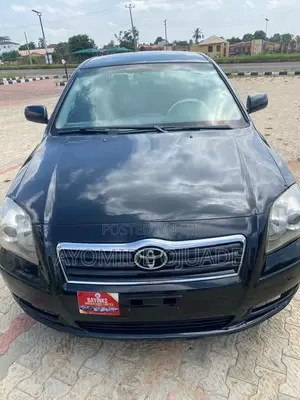 Toyota Avensis 2005 Blue