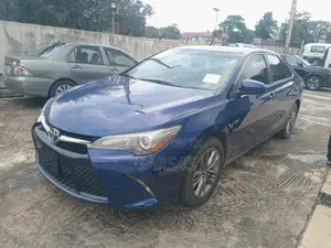 Toyota Camry SE 4dr Sedan (2.5L 4cyl 6A) 2016 Blue
