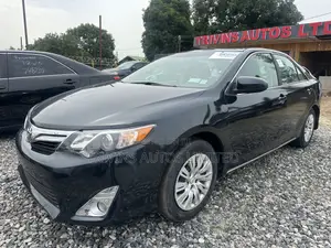 Toyota Camry 2014 Green