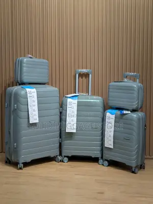 Classic Traveling Luggage Boxes