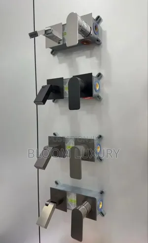 LED Mirror With Bluetooth and Shelves