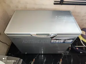 Skyrun 200 Litres Chest Freezer (Bd-200hnw)