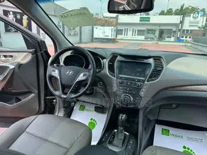 Hyundai Santa Fe Limited Ultimate AWD 2017 Black
