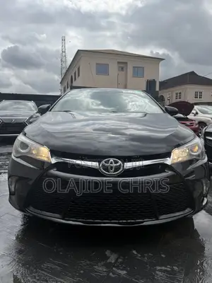 Toyota Camry SE 4dr Sedan (2.5L 4cyl 6A) 2015 Black