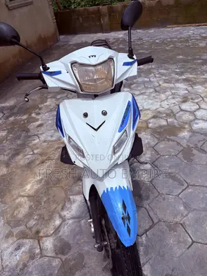 TVS Neo NX 2023 White