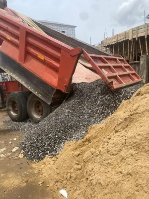 Grinate 30 Tone From Quarry and Sharp Sand