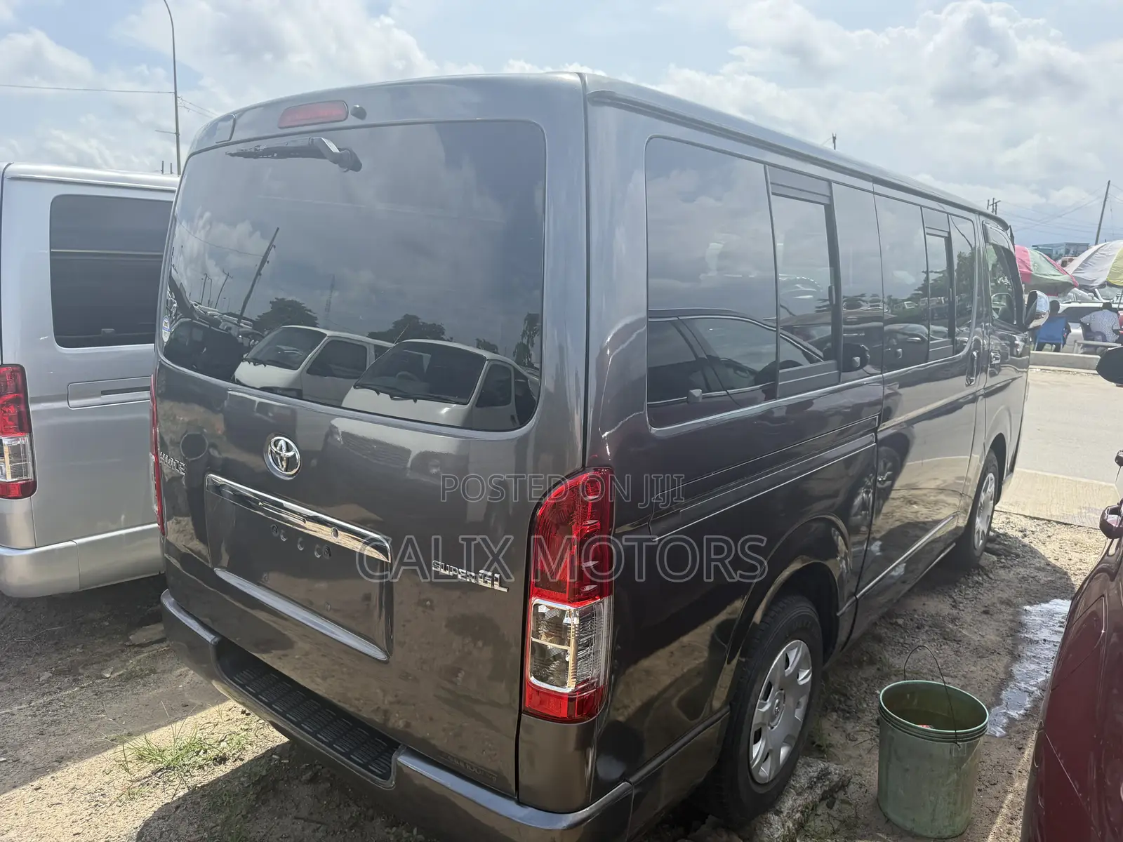 Toyota HiAce 2014 Grey