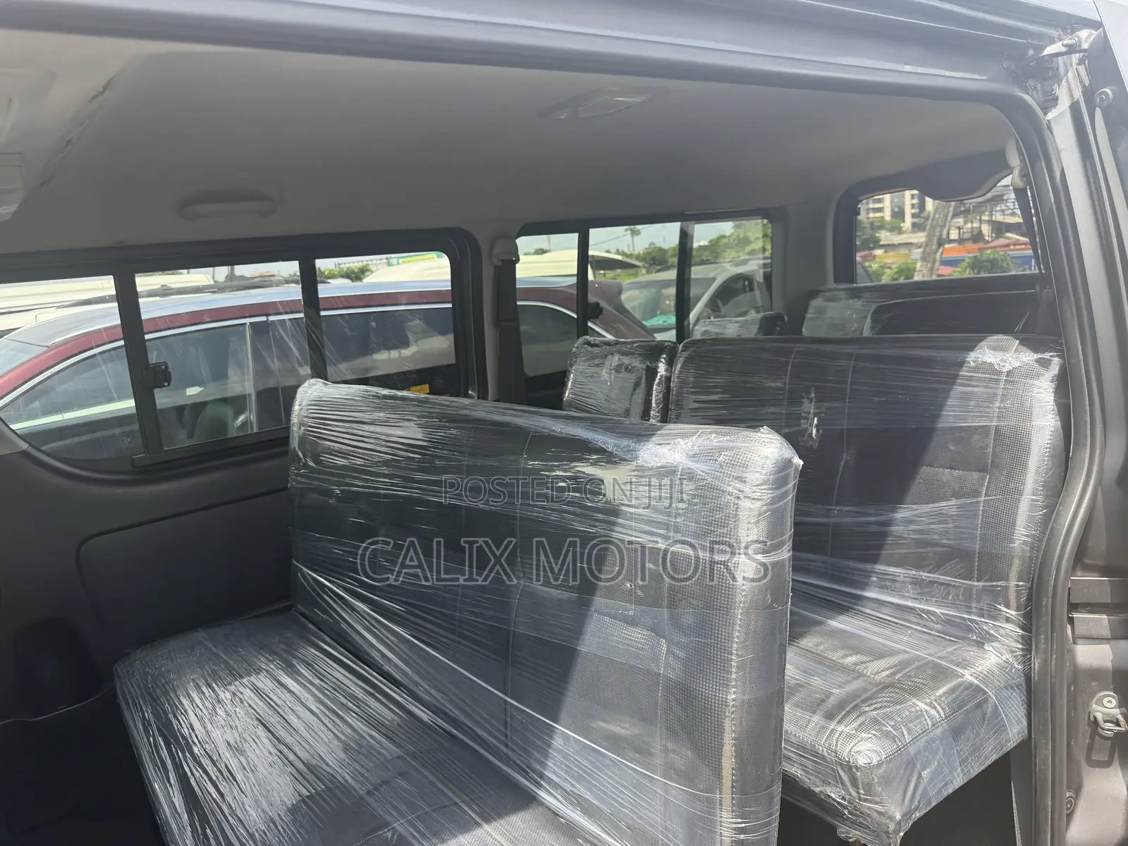 Toyota HiAce 2014 Grey
