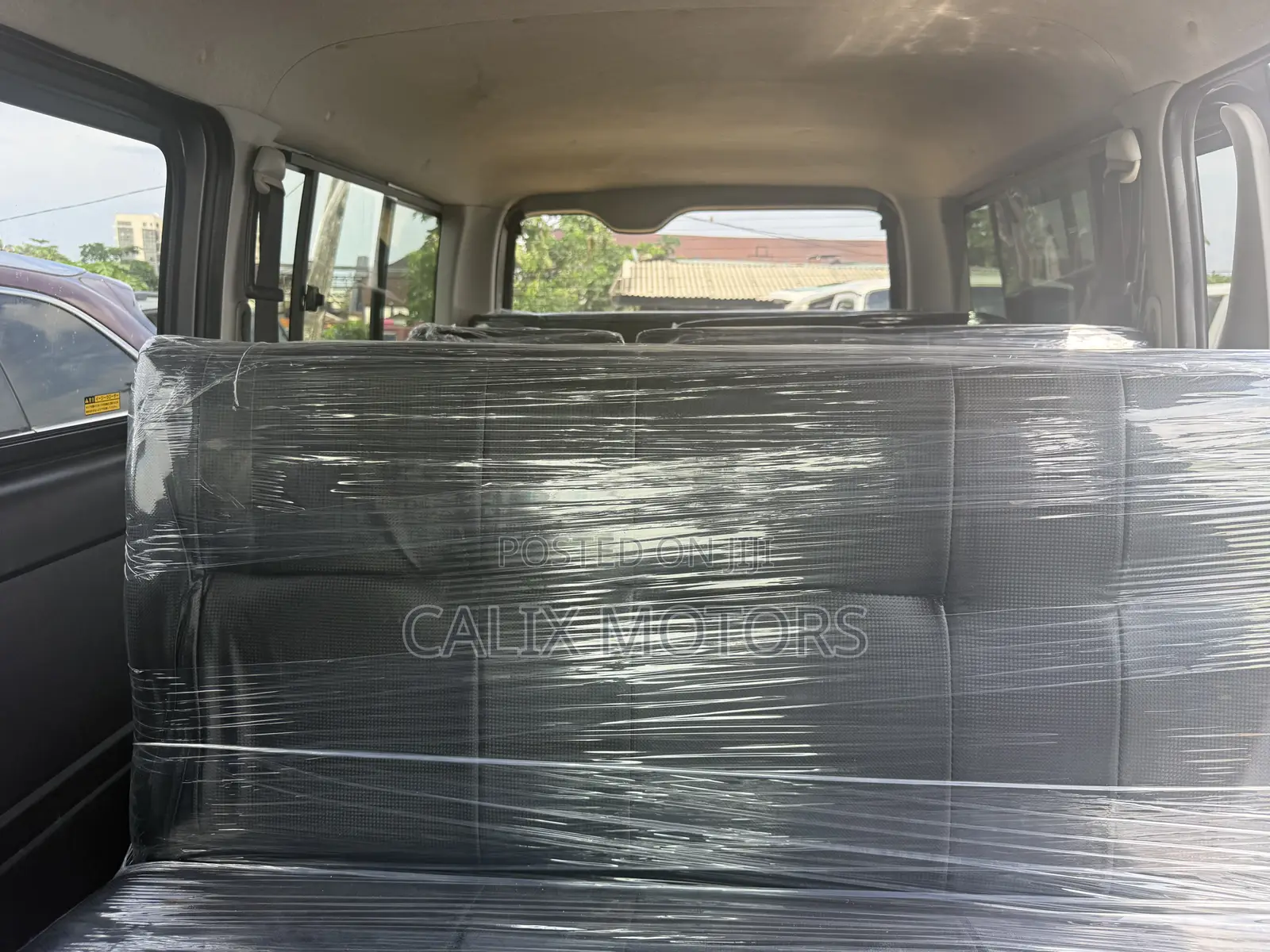 Toyota HiAce 2014 Grey