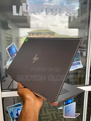 Laptop HP ZBook Studio G5 32GB Intel Core i5 SSD 512GB