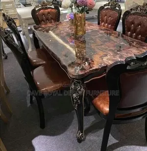Classic Unique Royal Dinning Table