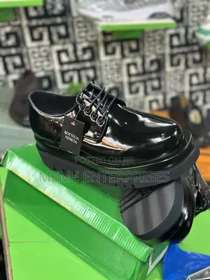 Botega Shoe