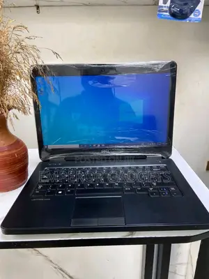 Laptop Dell Latitude 15 E5540 6GB Intel Core i5 HDD 320GB